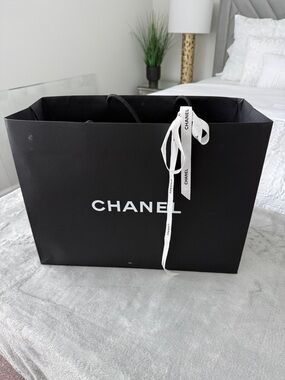 CHANEL Gift/Shopping Bag & Chanel Ribbon
